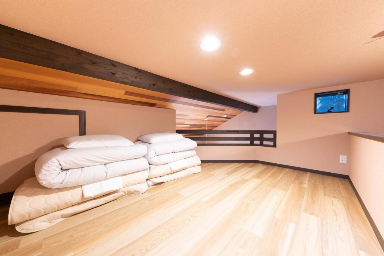 スタジオーネ 箱根強羅 West - Stagione Hakone Gora West Apartment Exterior foto